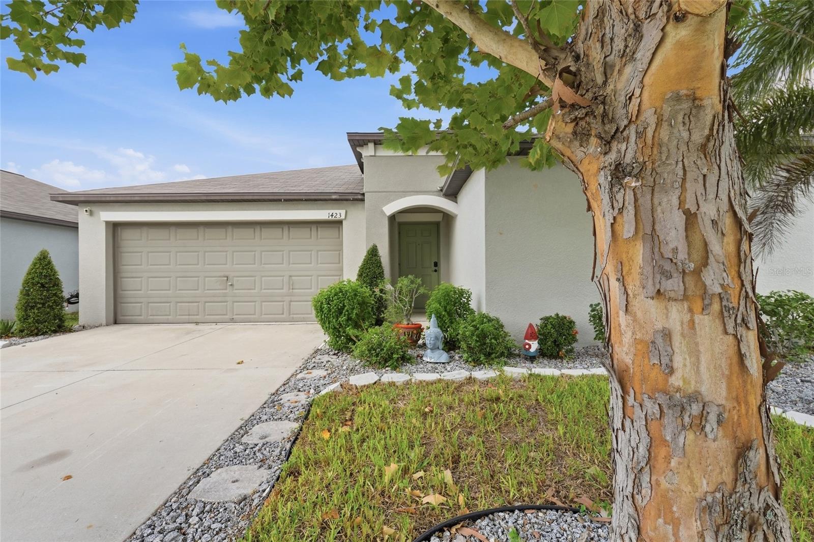 1423 GOLDEN GLOW DR