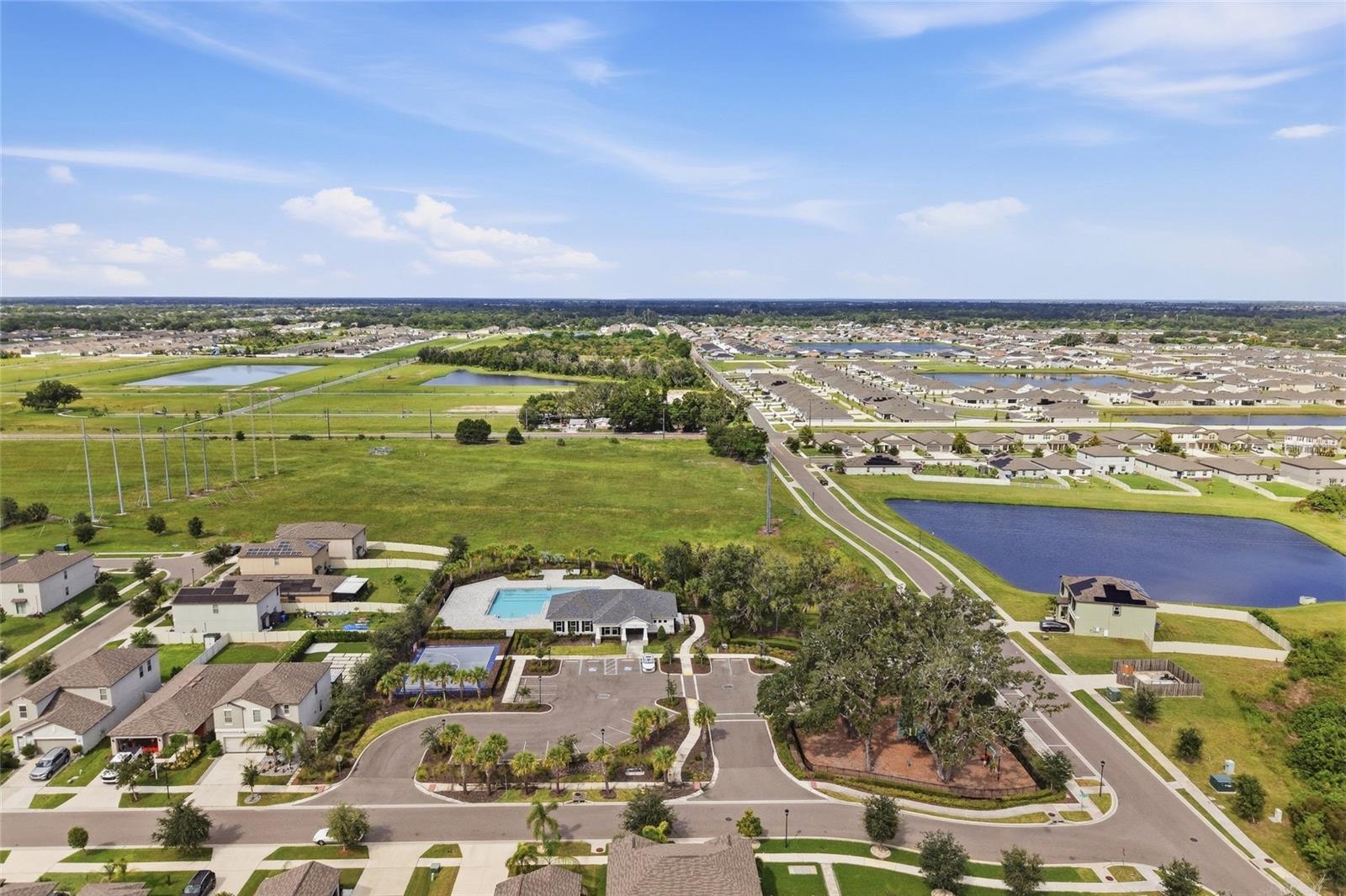 1423 GOLDEN GLOW DR