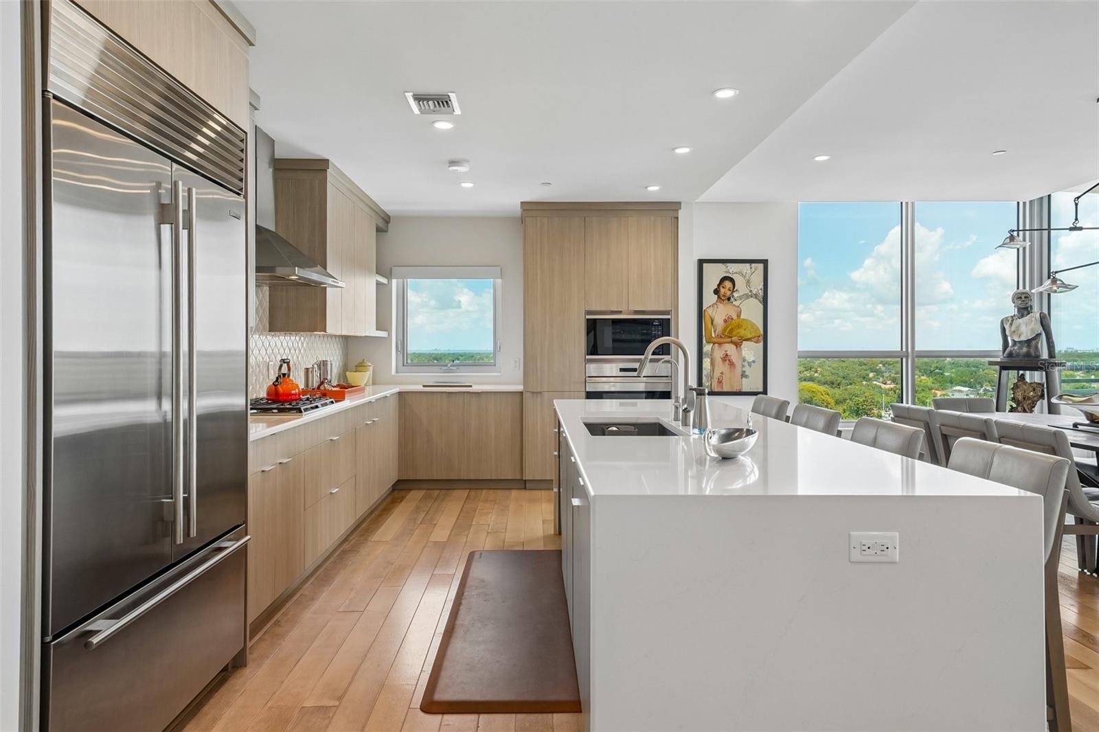 3401 BAYSHORE BLVD #1204