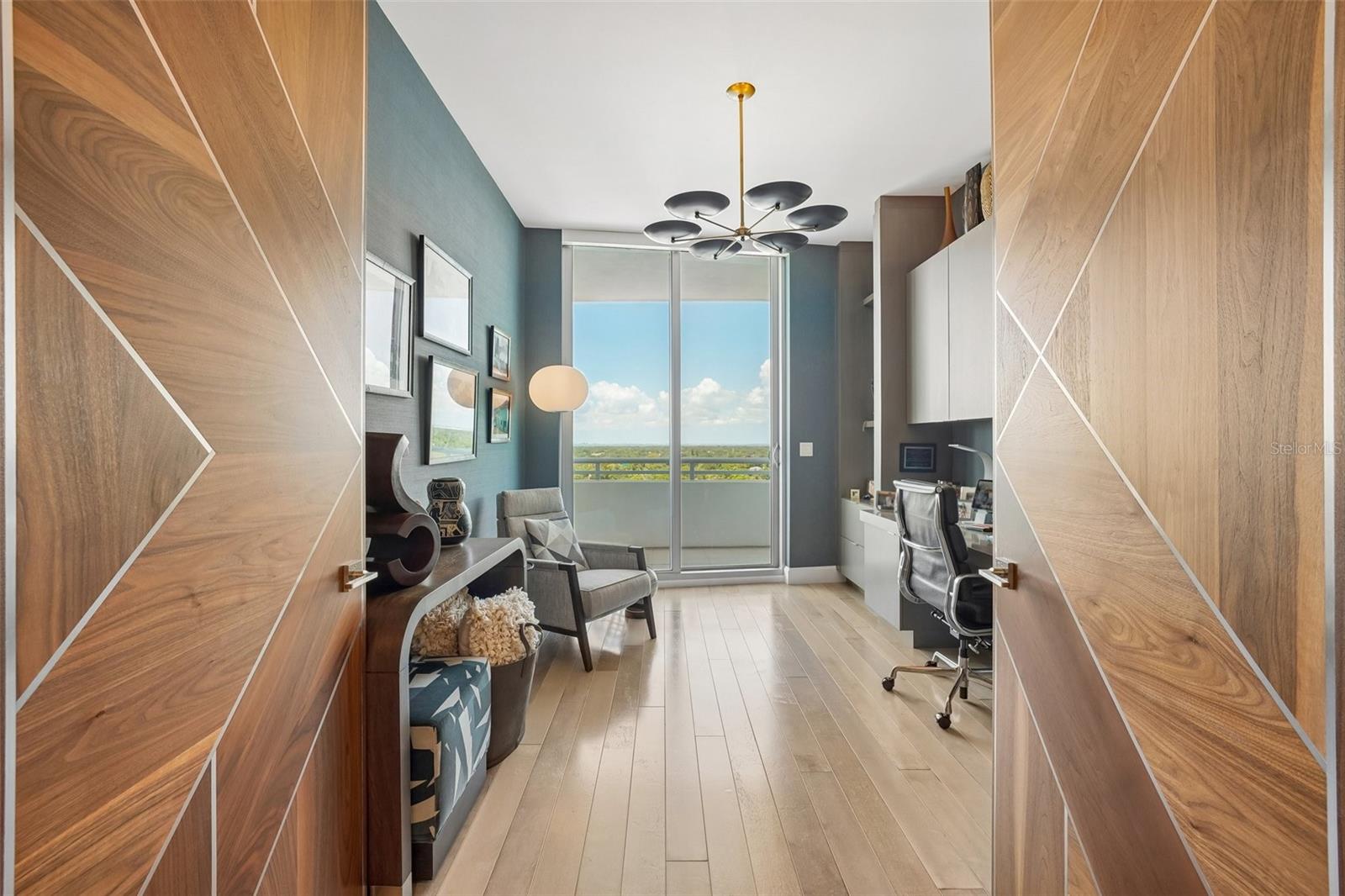 3401 BAYSHORE BLVD #1204