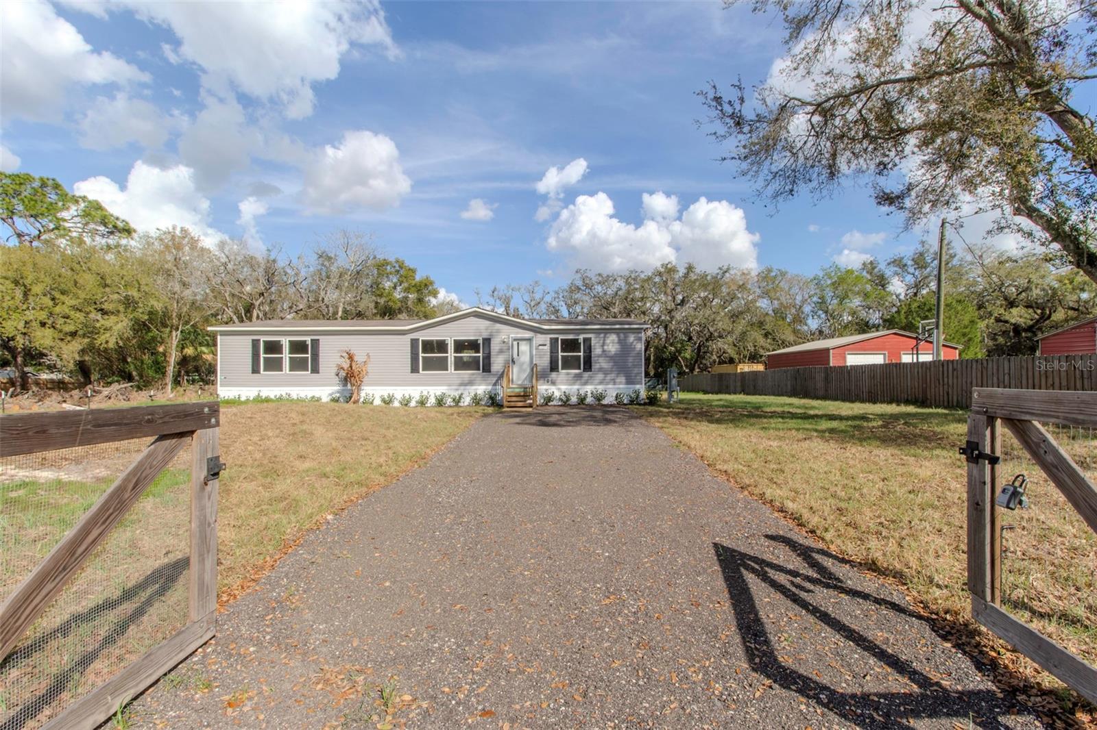 12396 HICKS RD
