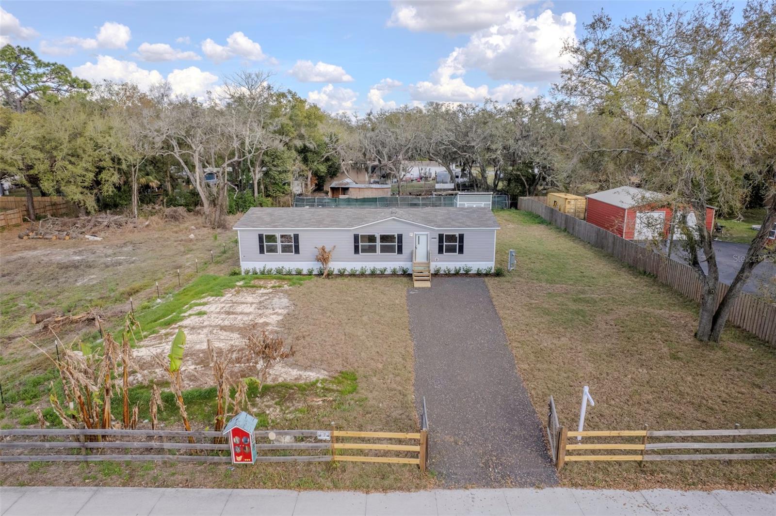 12396 HICKS RD