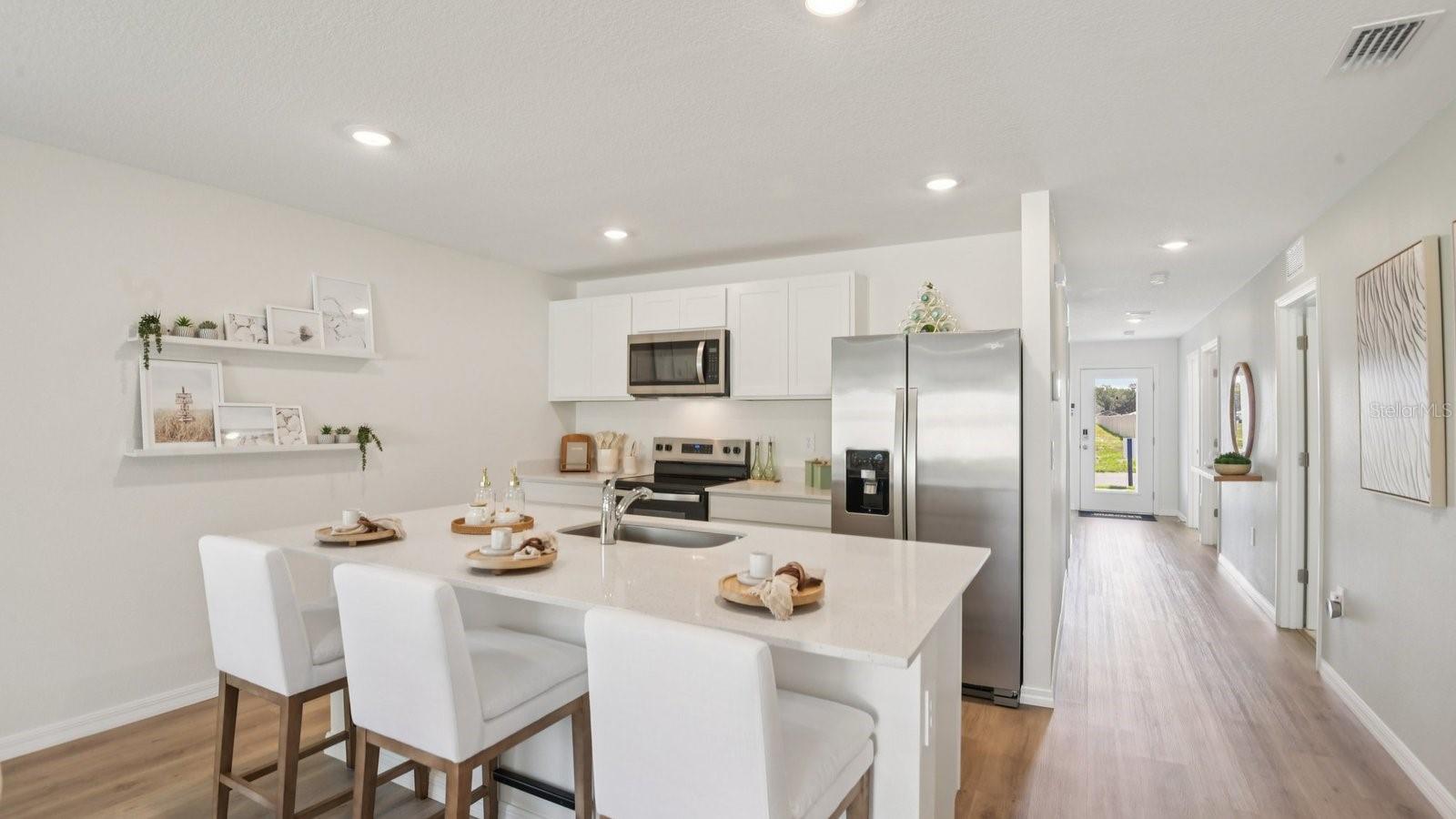 12043 ISLE ROYALE DR