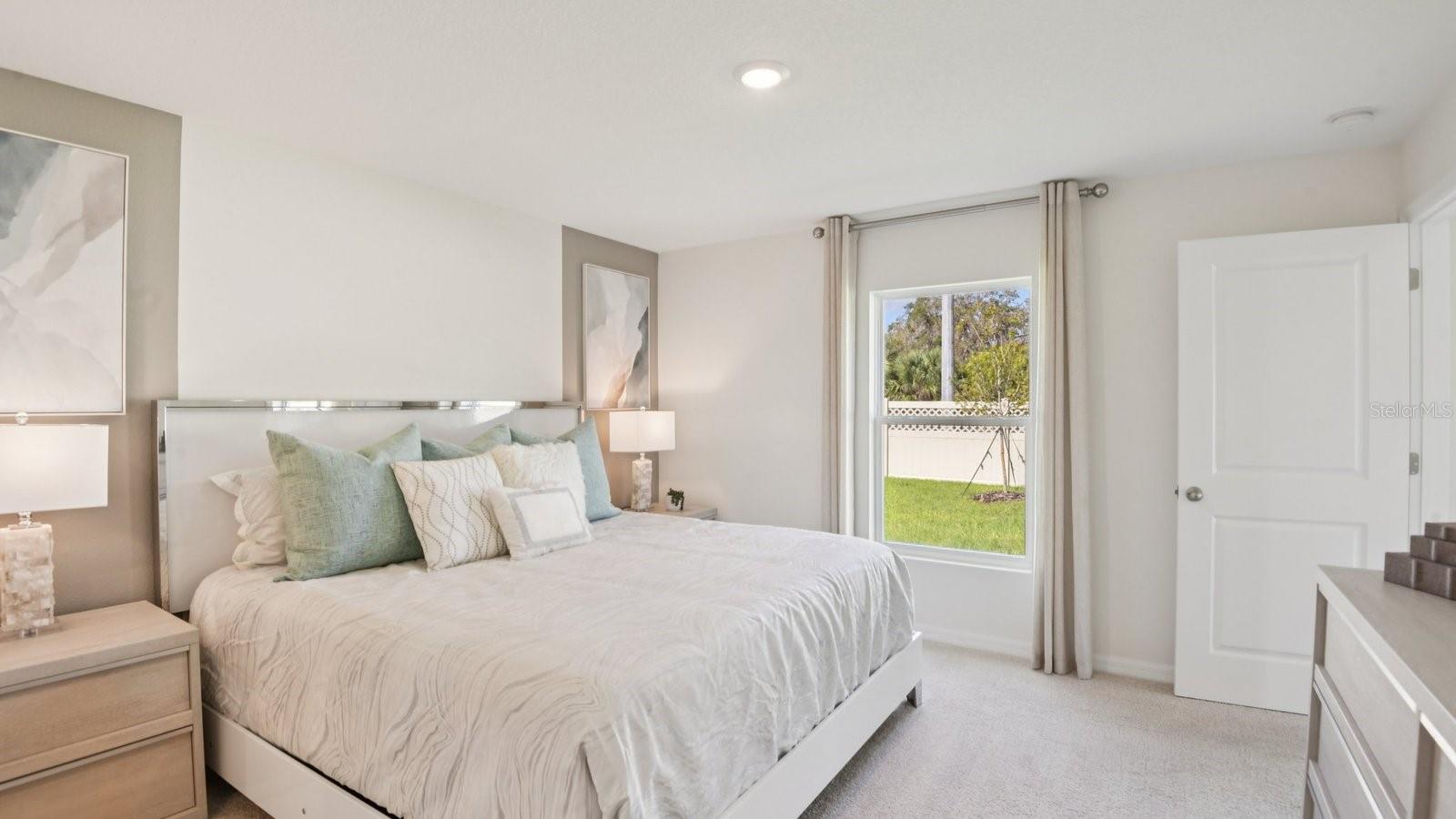 12043 ISLE ROYALE DR