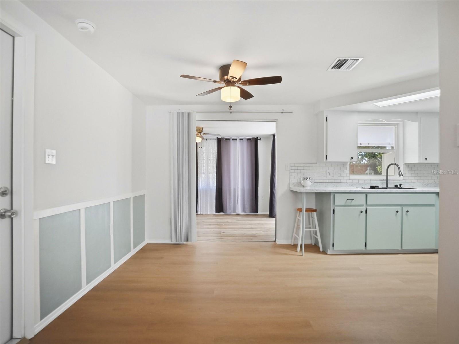 1031 CLASSIC DR