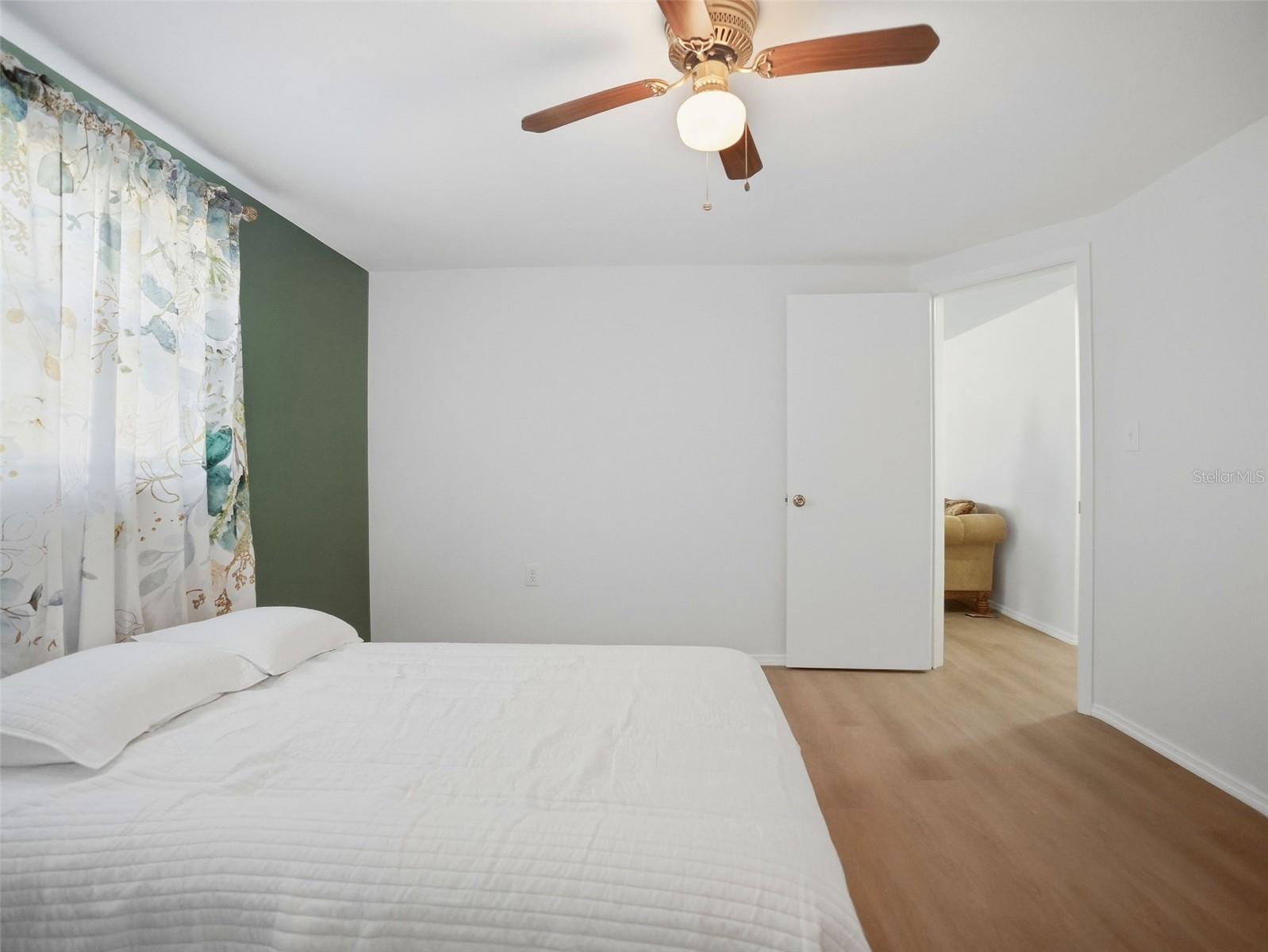 1031 CLASSIC DR