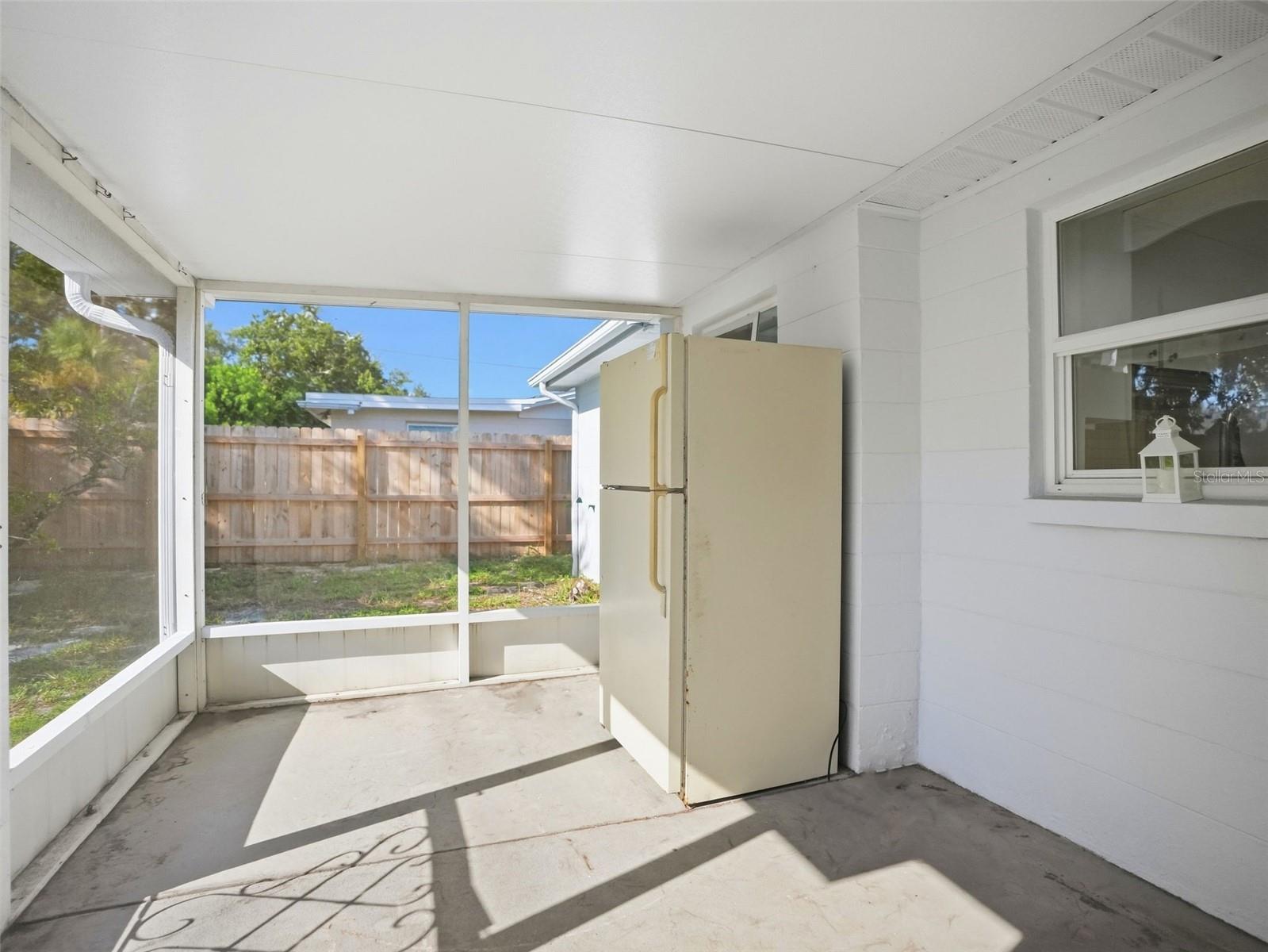 1031 CLASSIC DR