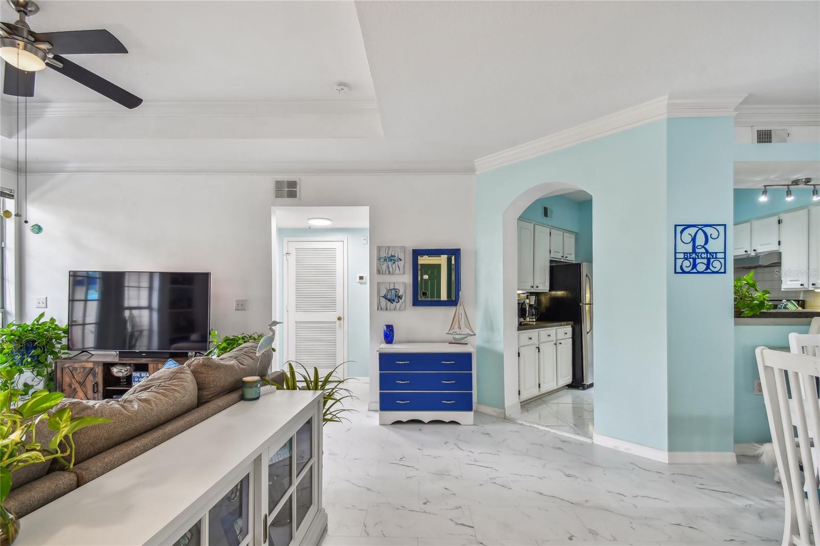 4304 BAY CLUB CIR #4304