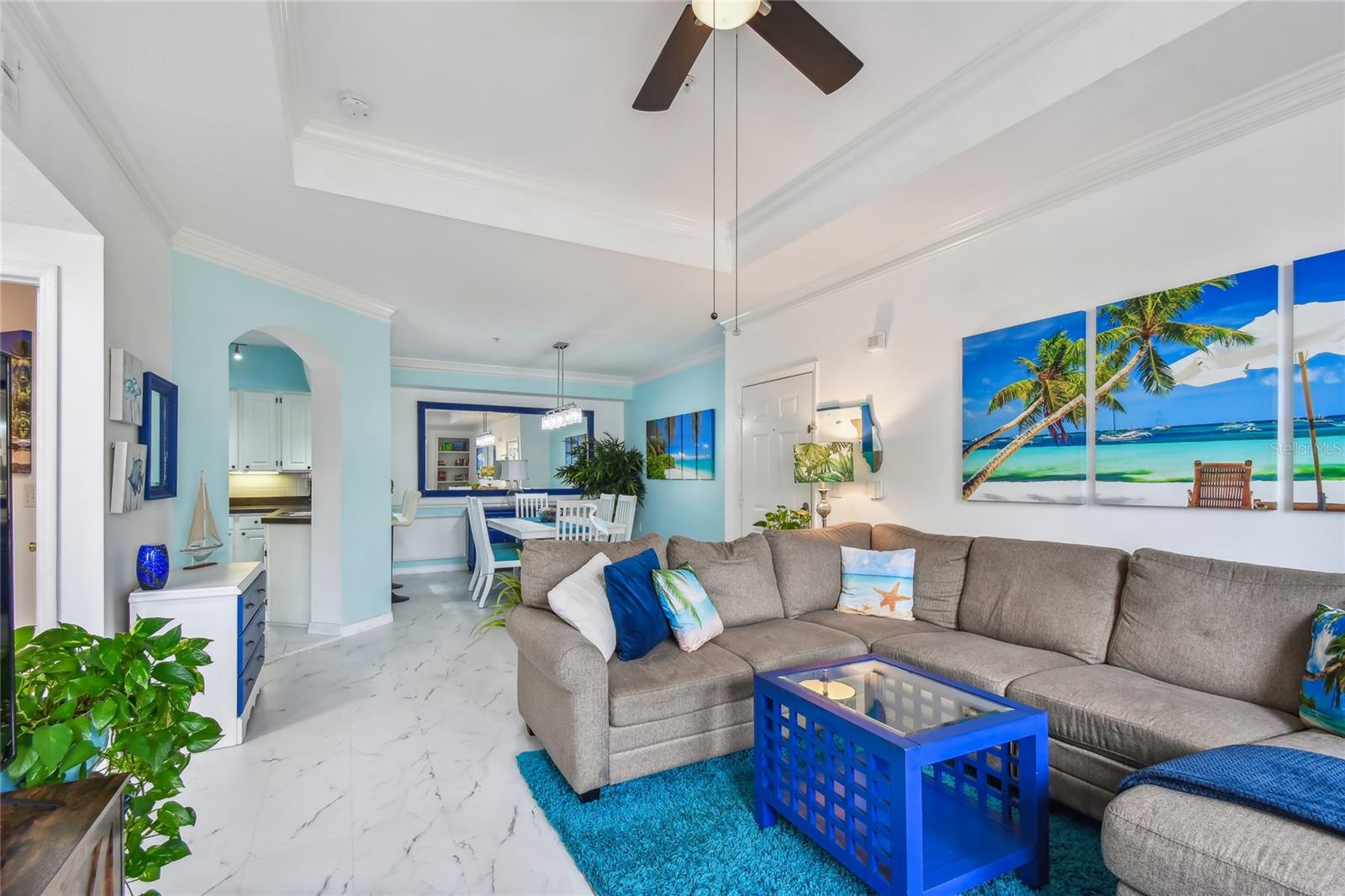 4304 BAY CLUB CIR #4304