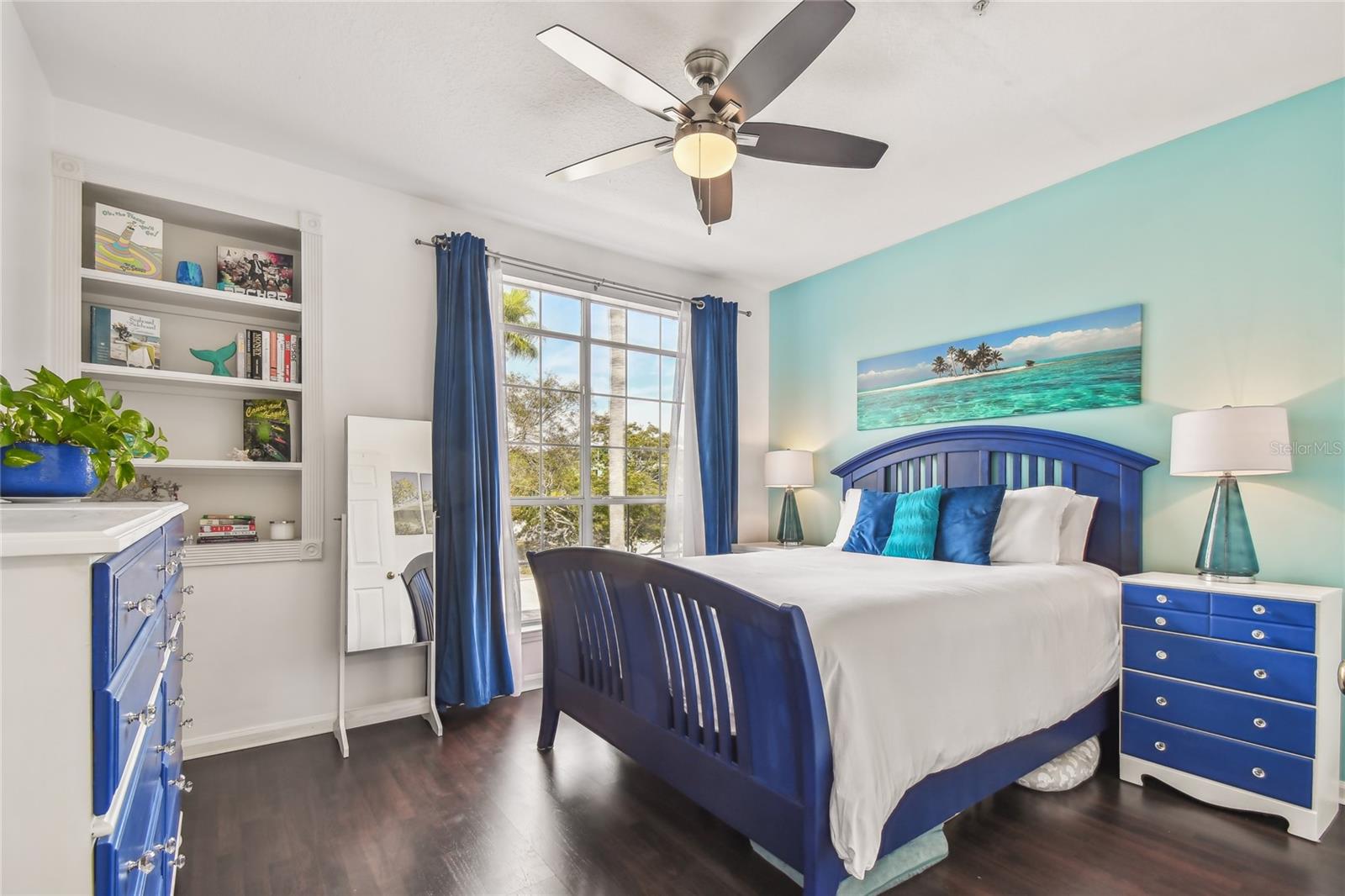 4304 BAY CLUB CIR #4304