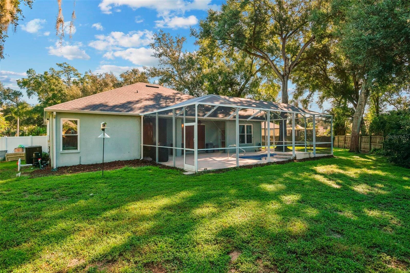 1535 ROLLING MEADOW DR