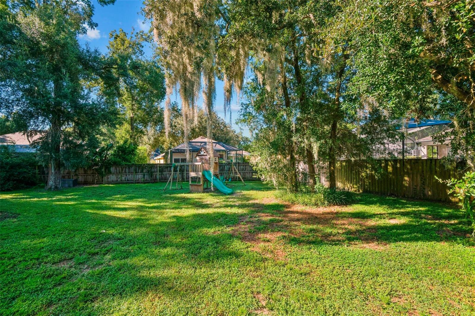 1535 ROLLING MEADOW DR