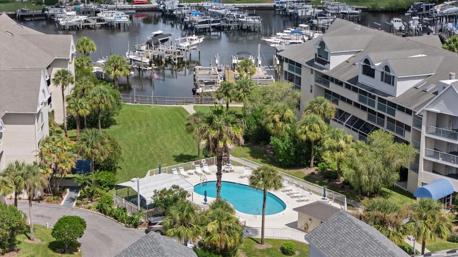 5537 SEA FOREST DR #104
