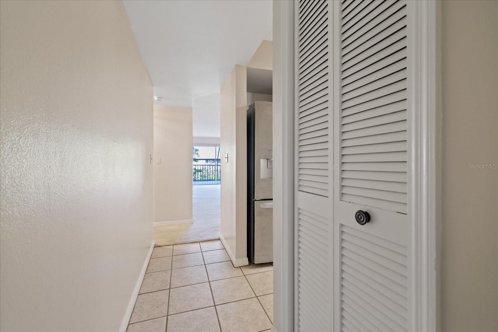 5537 SEA FOREST DR #104