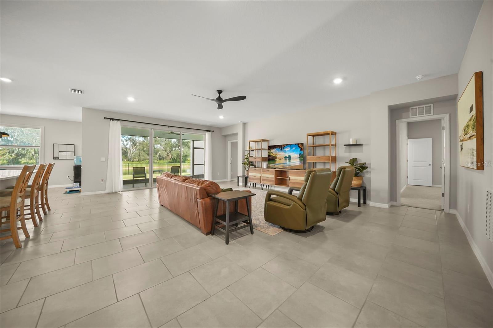 6016 WANDERING WILLOW DR