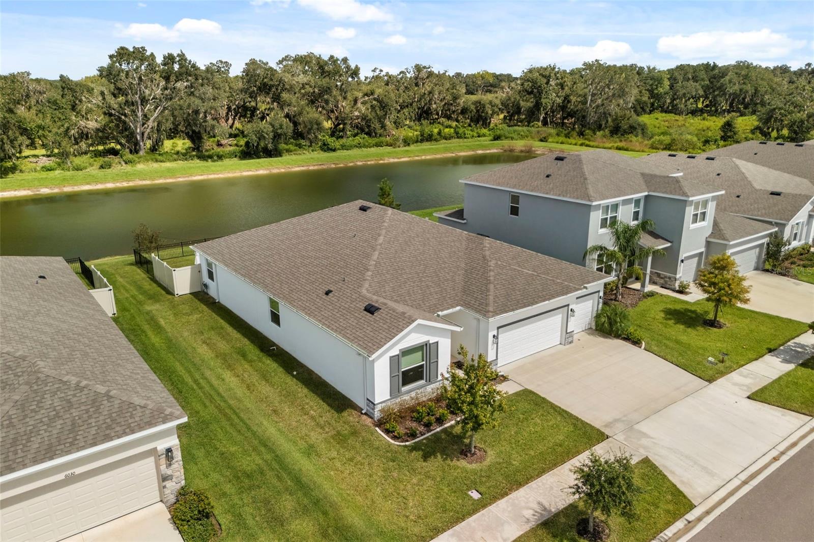 6016 WANDERING WILLOW DR