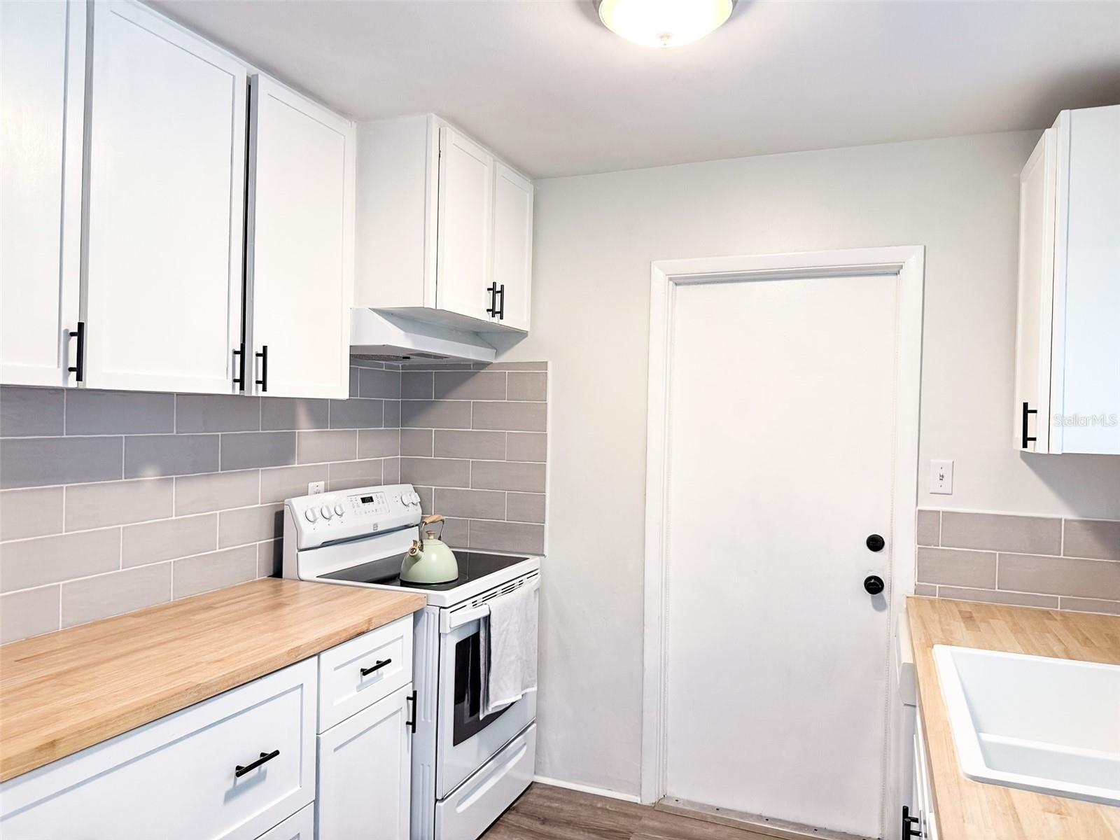 102 GLEN RIDGE AVE