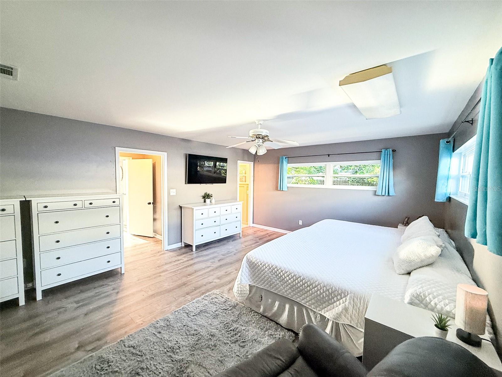 102 GLEN RIDGE AVE