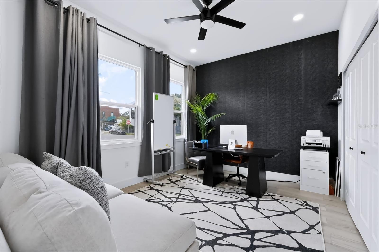 2143 W SAINT CONRAD ST