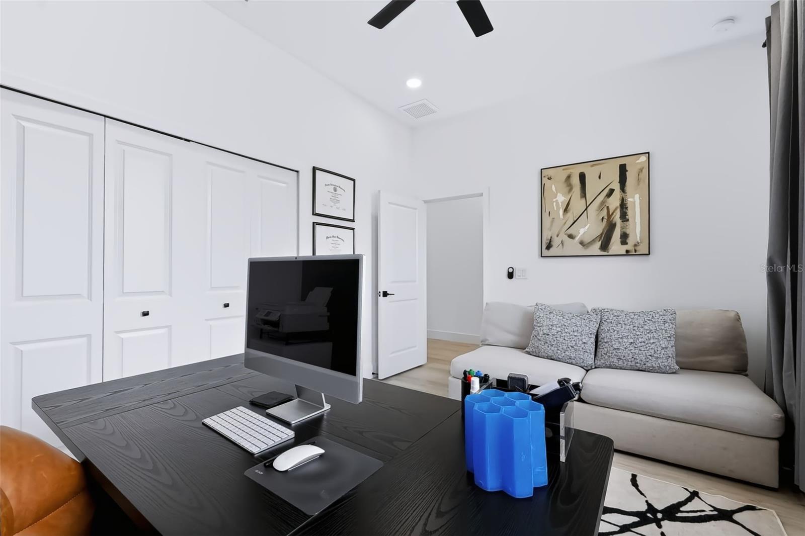 2143 W SAINT CONRAD ST