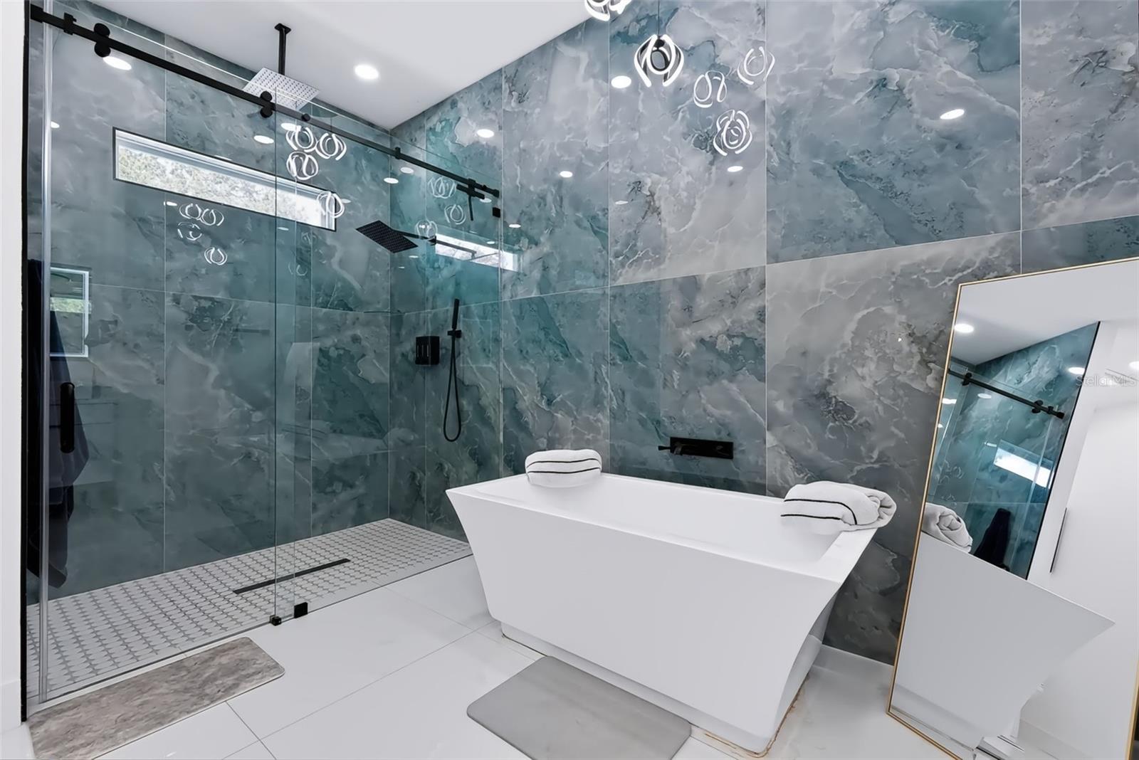 2143 W SAINT CONRAD ST