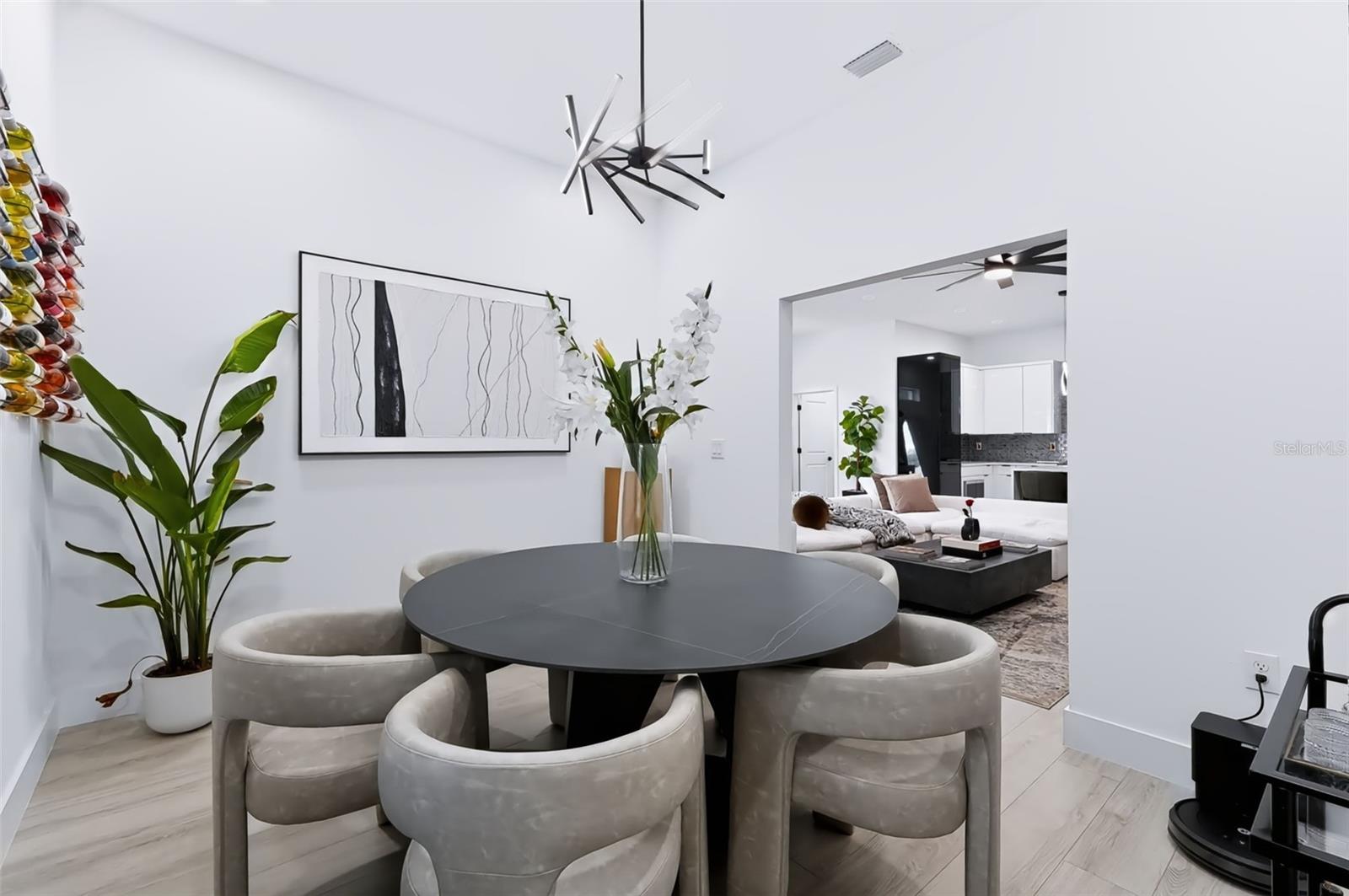 2143 W SAINT CONRAD ST