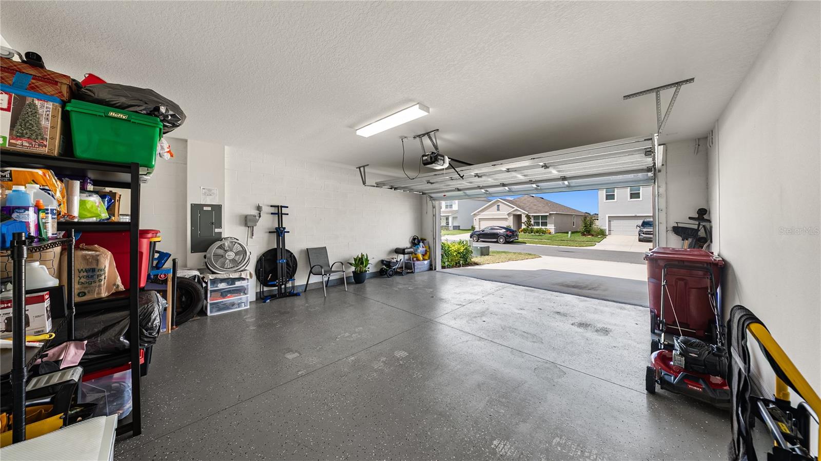 3411 GRASSY KNOLL CT