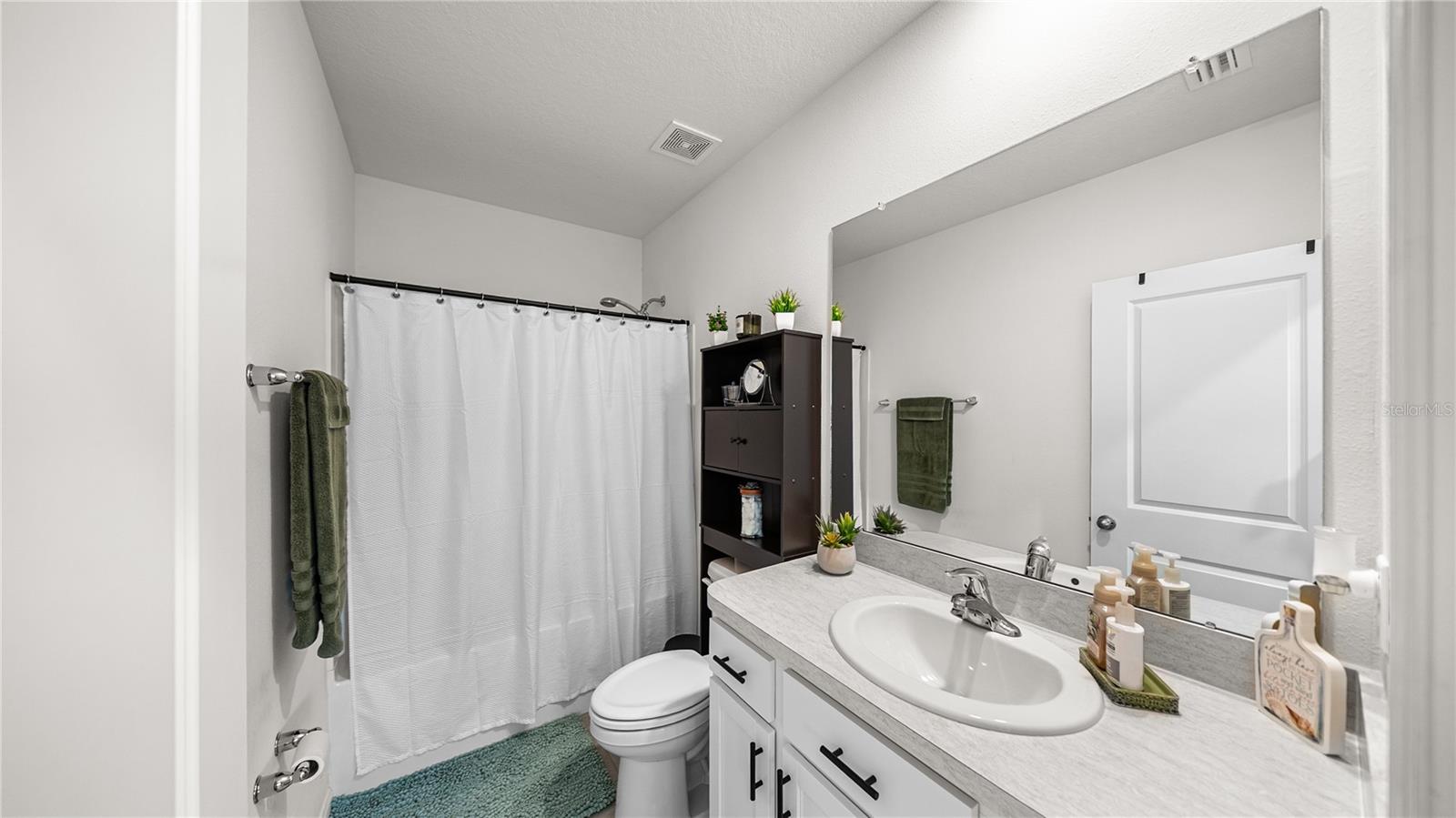 3411 GRASSY KNOLL CT