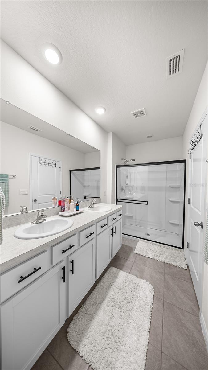3411 GRASSY KNOLL CT