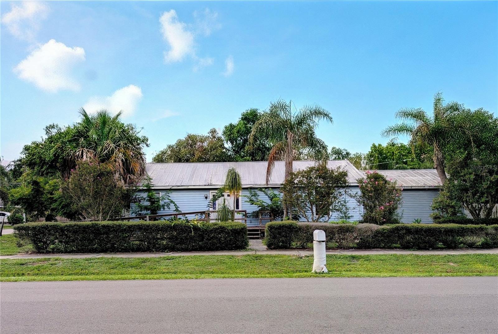 2915 W Ballast Point Blvd, Tampa