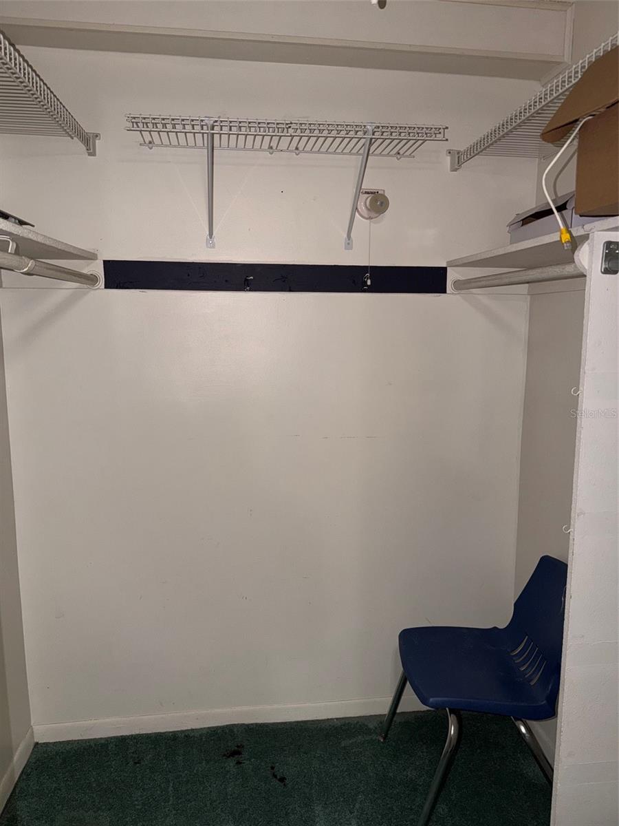 6308 NEWTOWN CIR #8A4