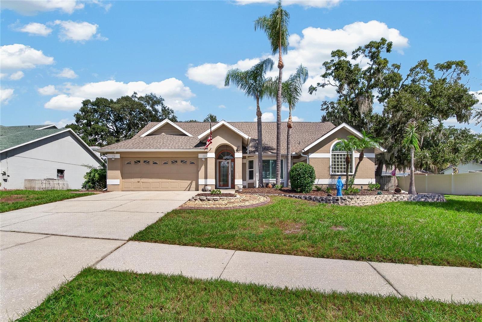2010 River Park Ct, Valrico