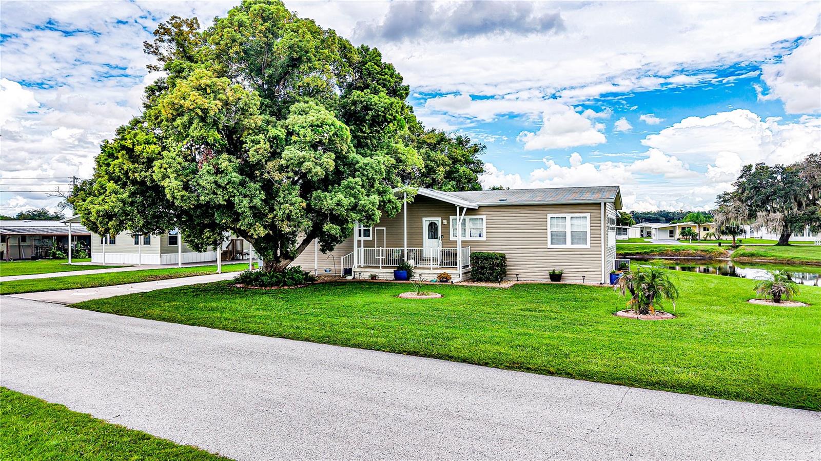36805 Lakewood Dr, Zephyrhills
