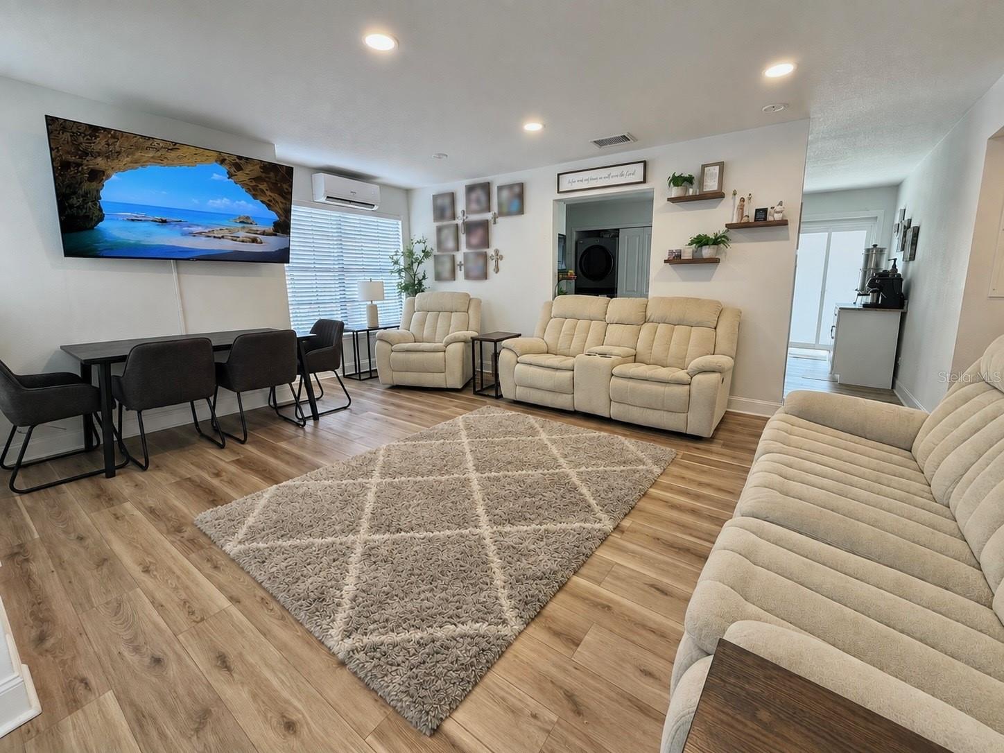 2705 WILDER PARK DR