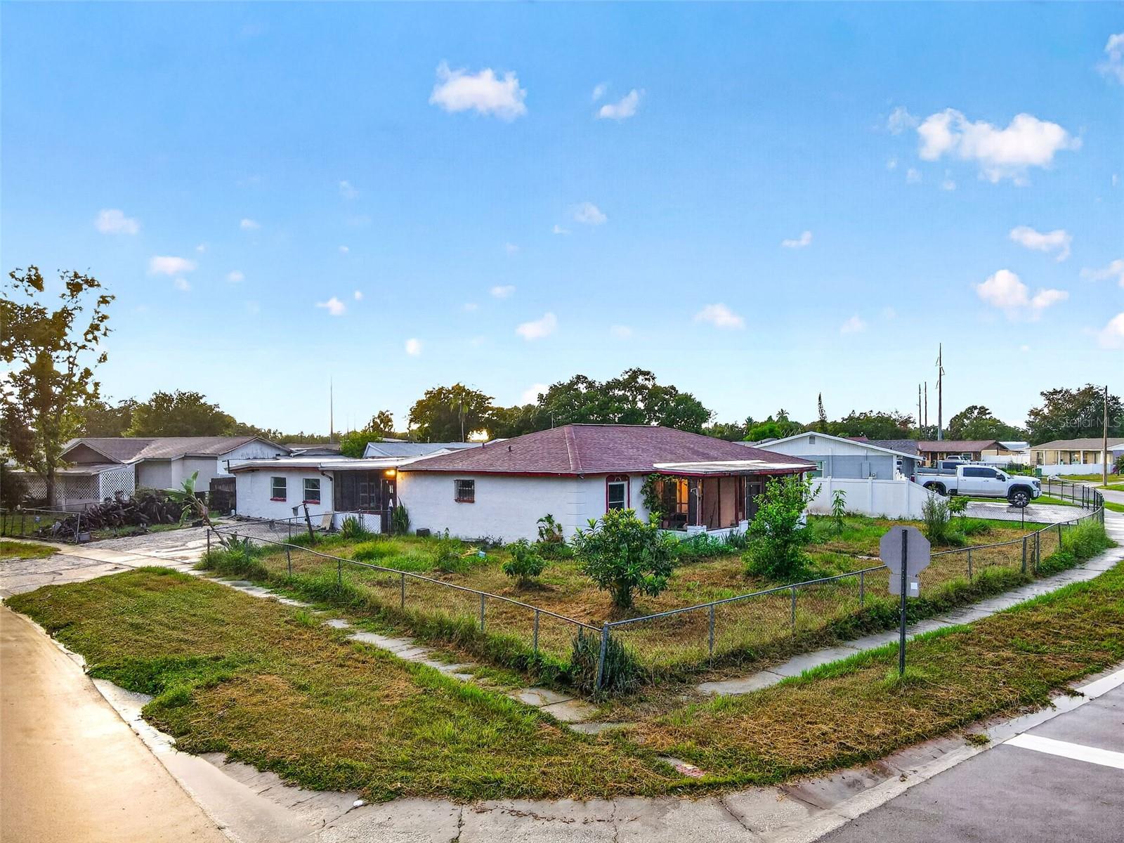 8545 Gold Ridge Cir, Tampa