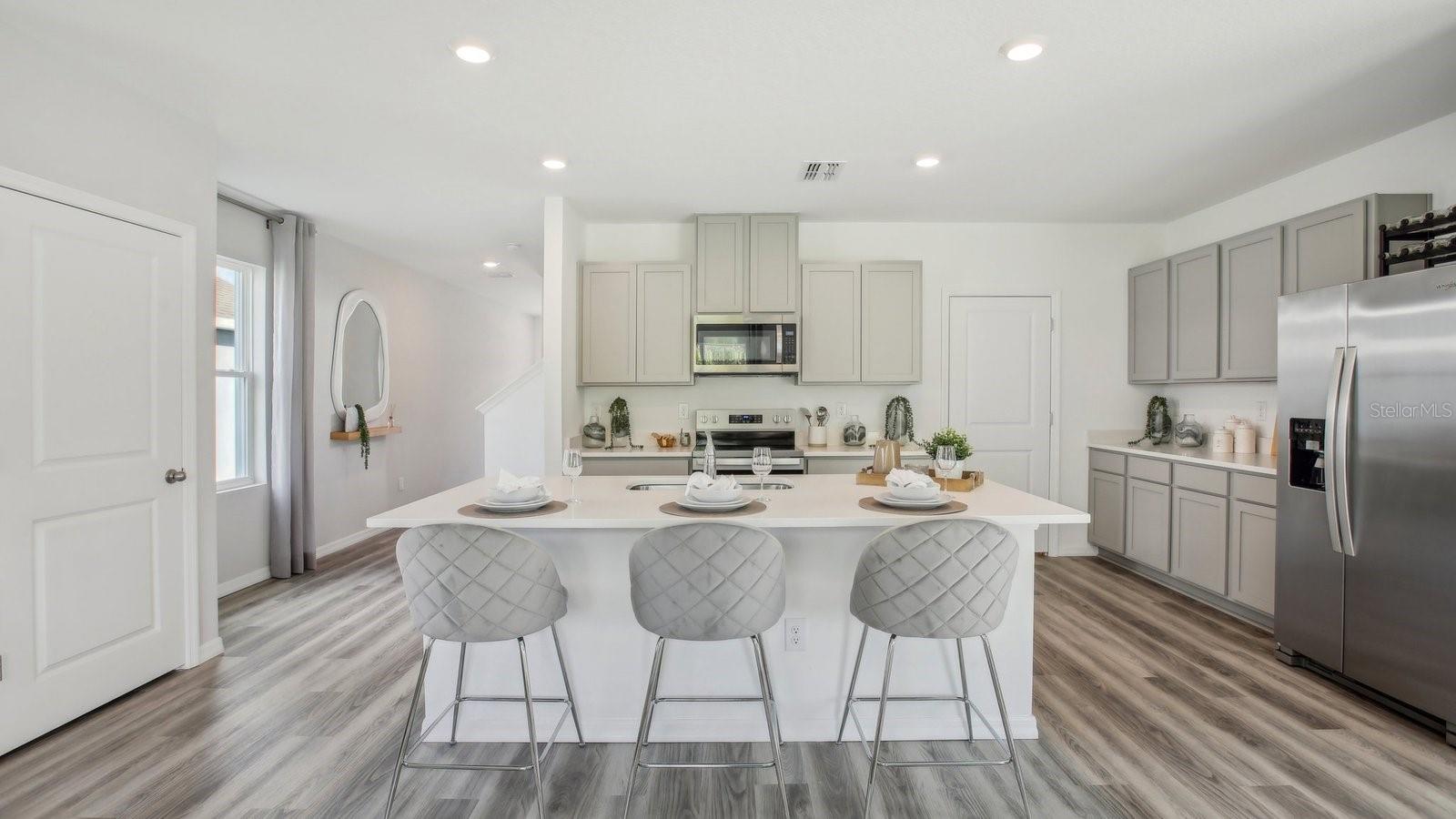 4605 HIDDEN FARM DR