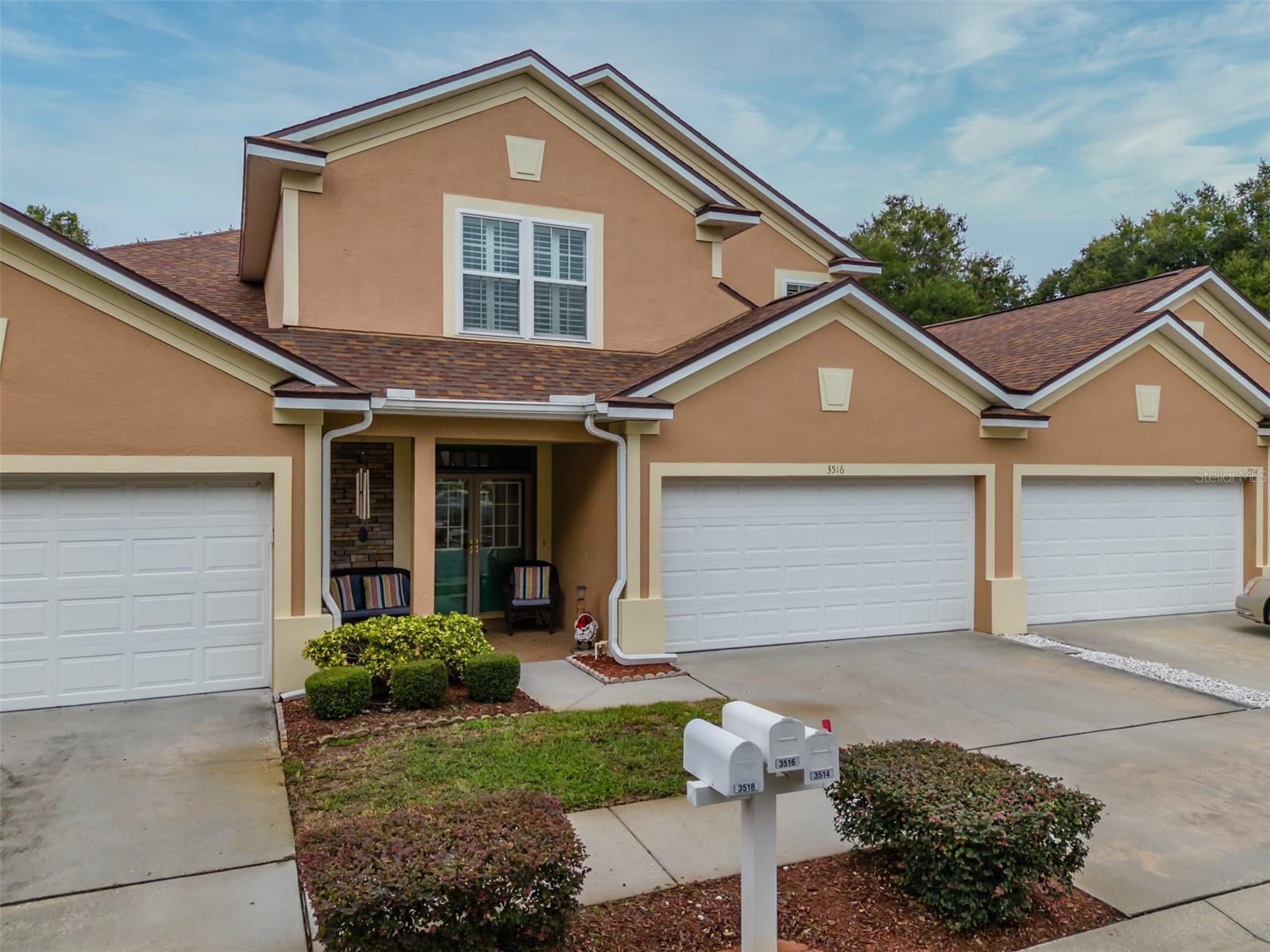 3516 GRAND MAGNOLIA PL