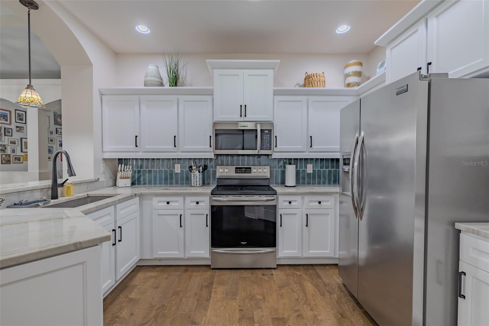 3516 GRAND MAGNOLIA PL