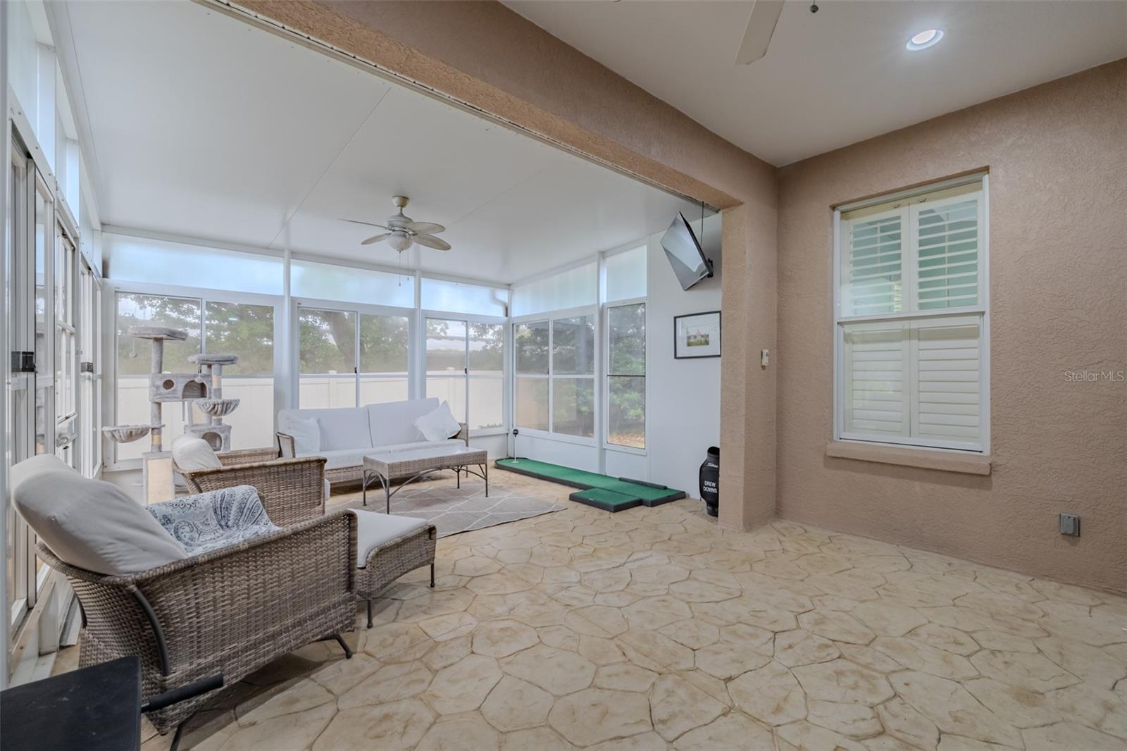 3516 GRAND MAGNOLIA PL