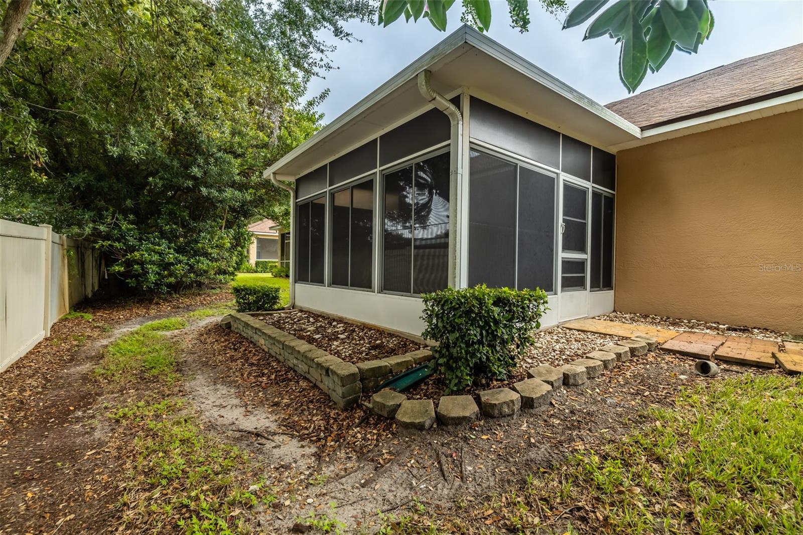 3516 GRAND MAGNOLIA PL
