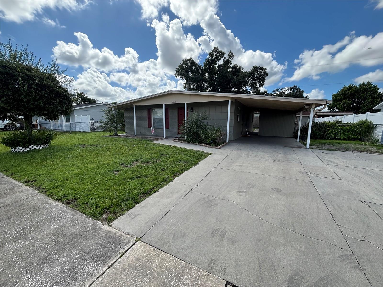 7109 LIMESTONE LN