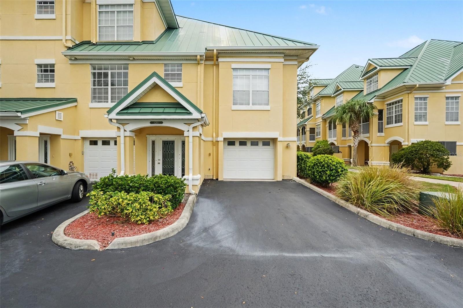 6301 SUNSET BAY CIR