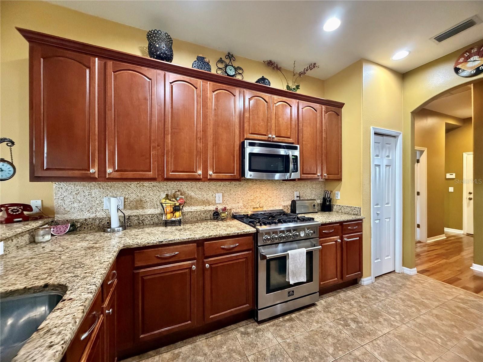 2336 SHIRECREST COVE WAY