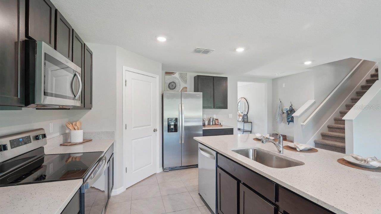 35637 BRICK CHURCH LOOP