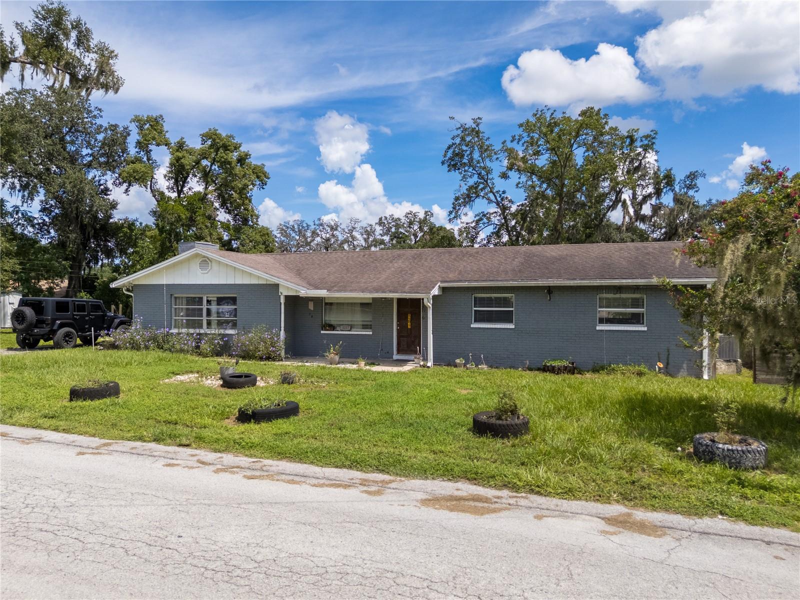 5217 PEACH AVE