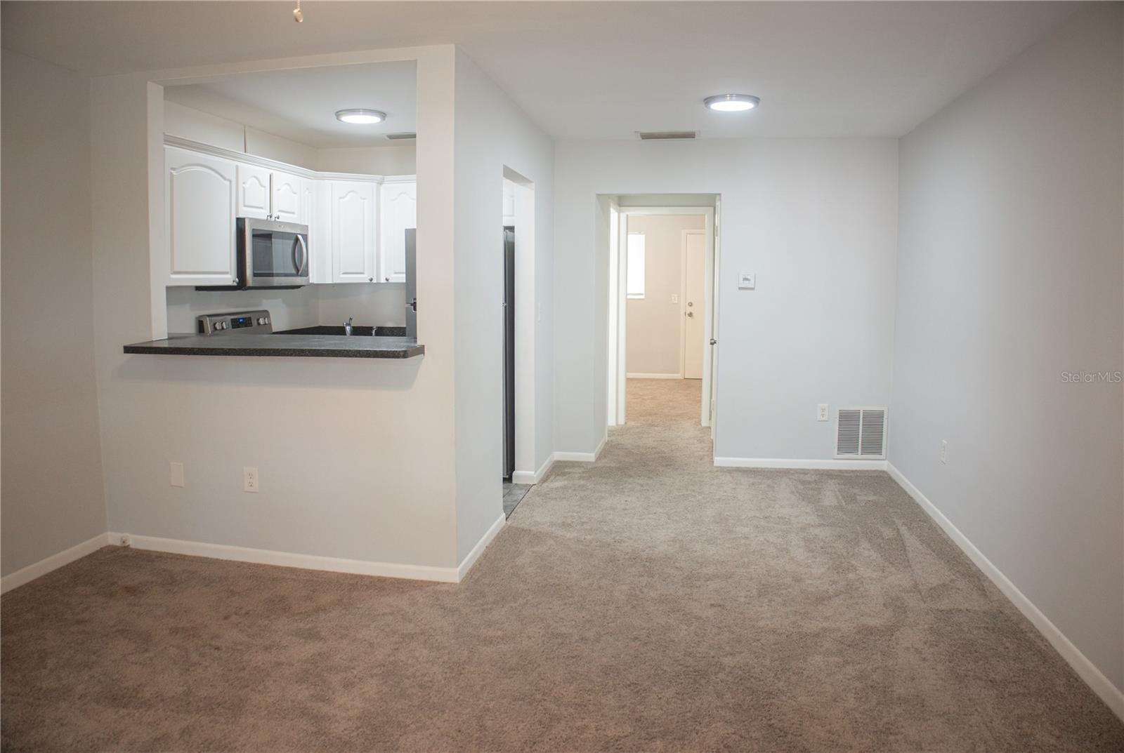 1257 DREW ST #14