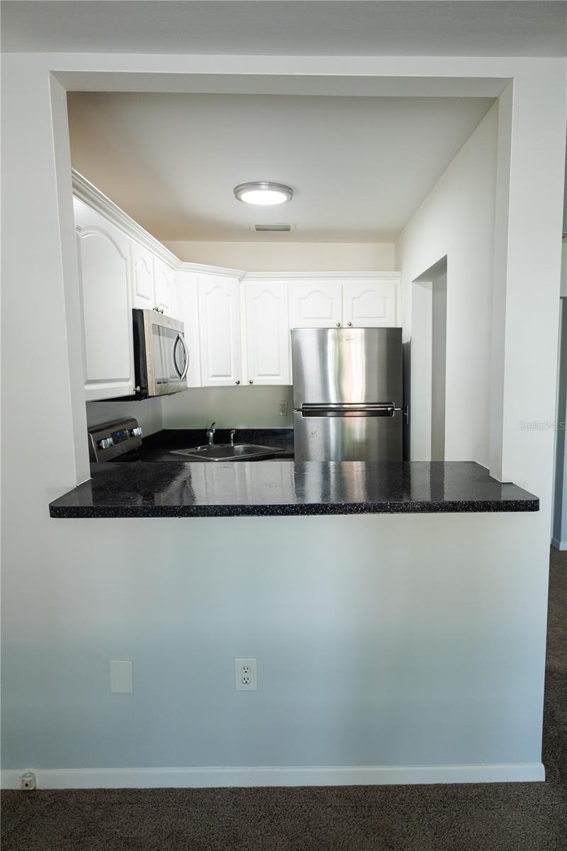 1257 DREW ST #14