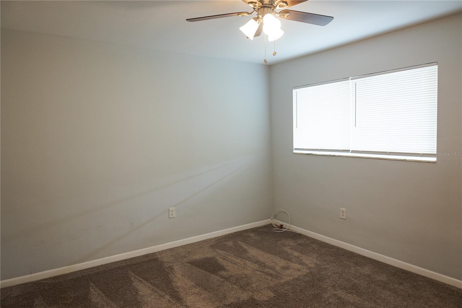 1257 DREW ST #14