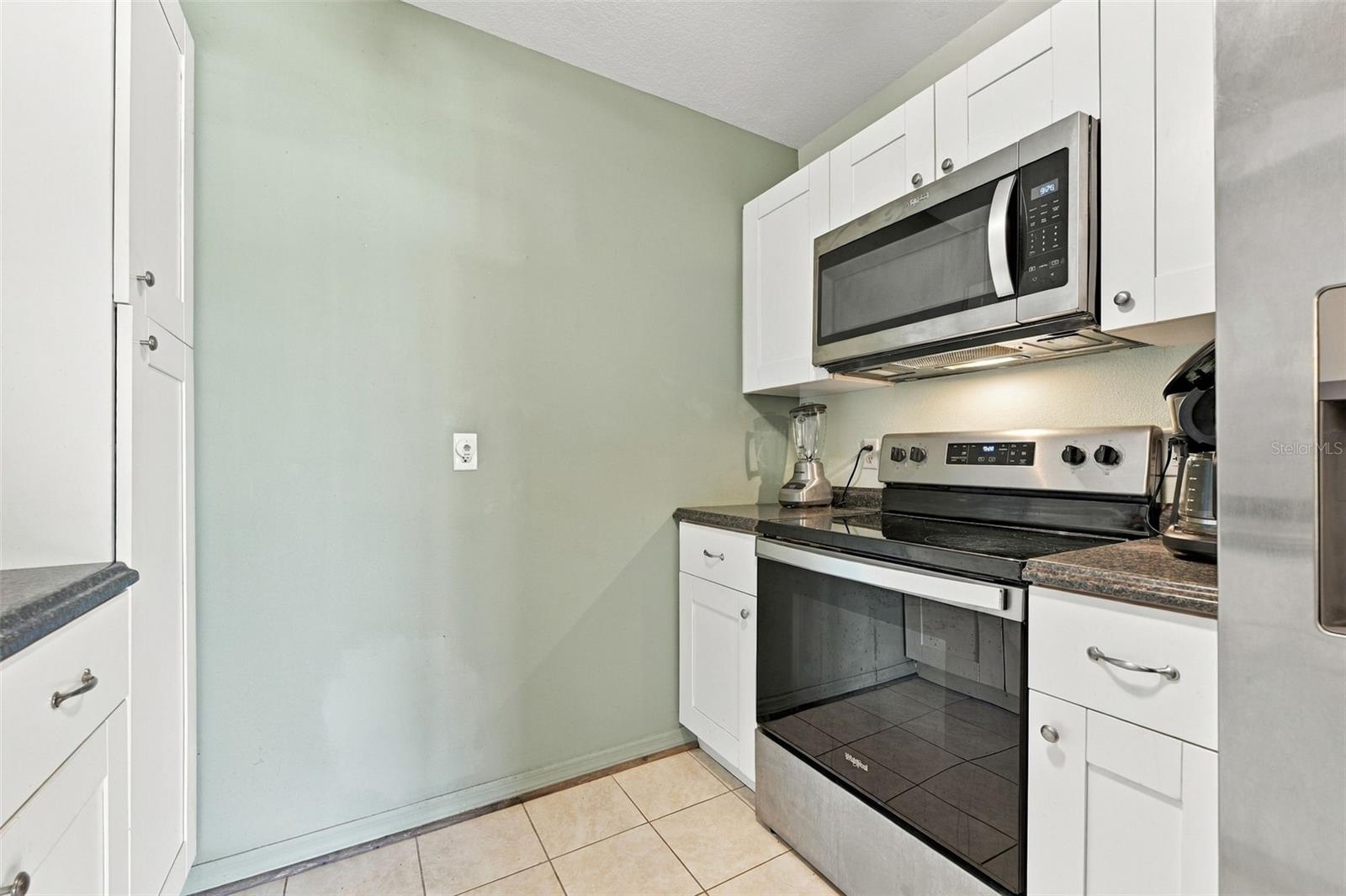 2227 GREENHAVEN DR #367