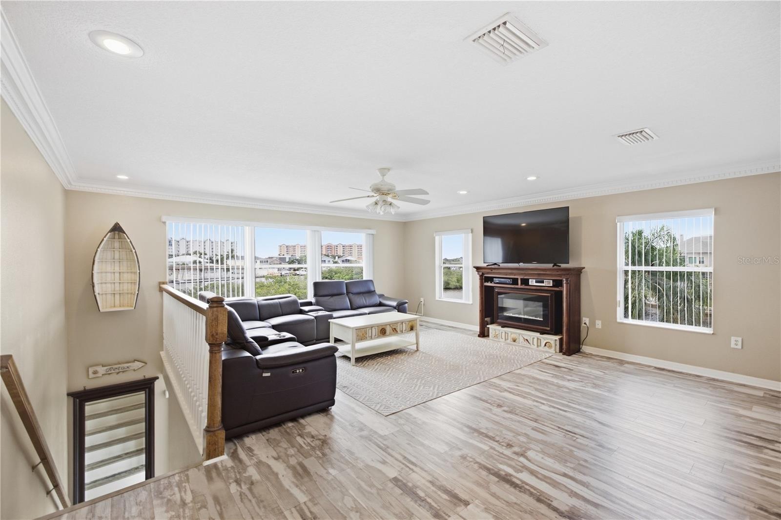 6244 SPOONBILL DR